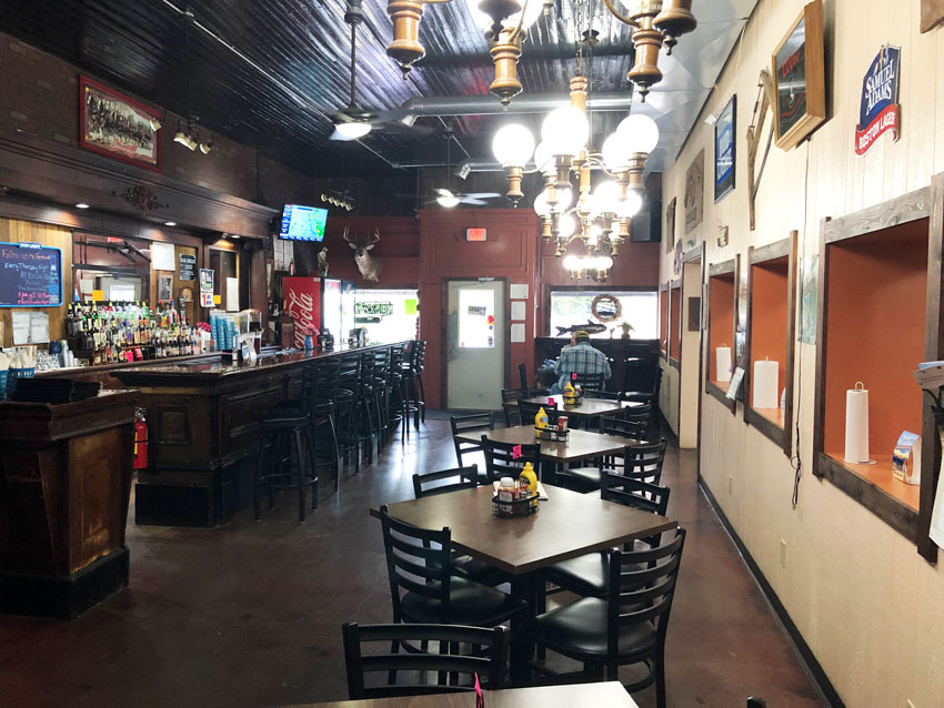 Swingin’ Doors Saloon, 126 S. 1st Street, Rulo, NE 68431 Land Sales Specialists