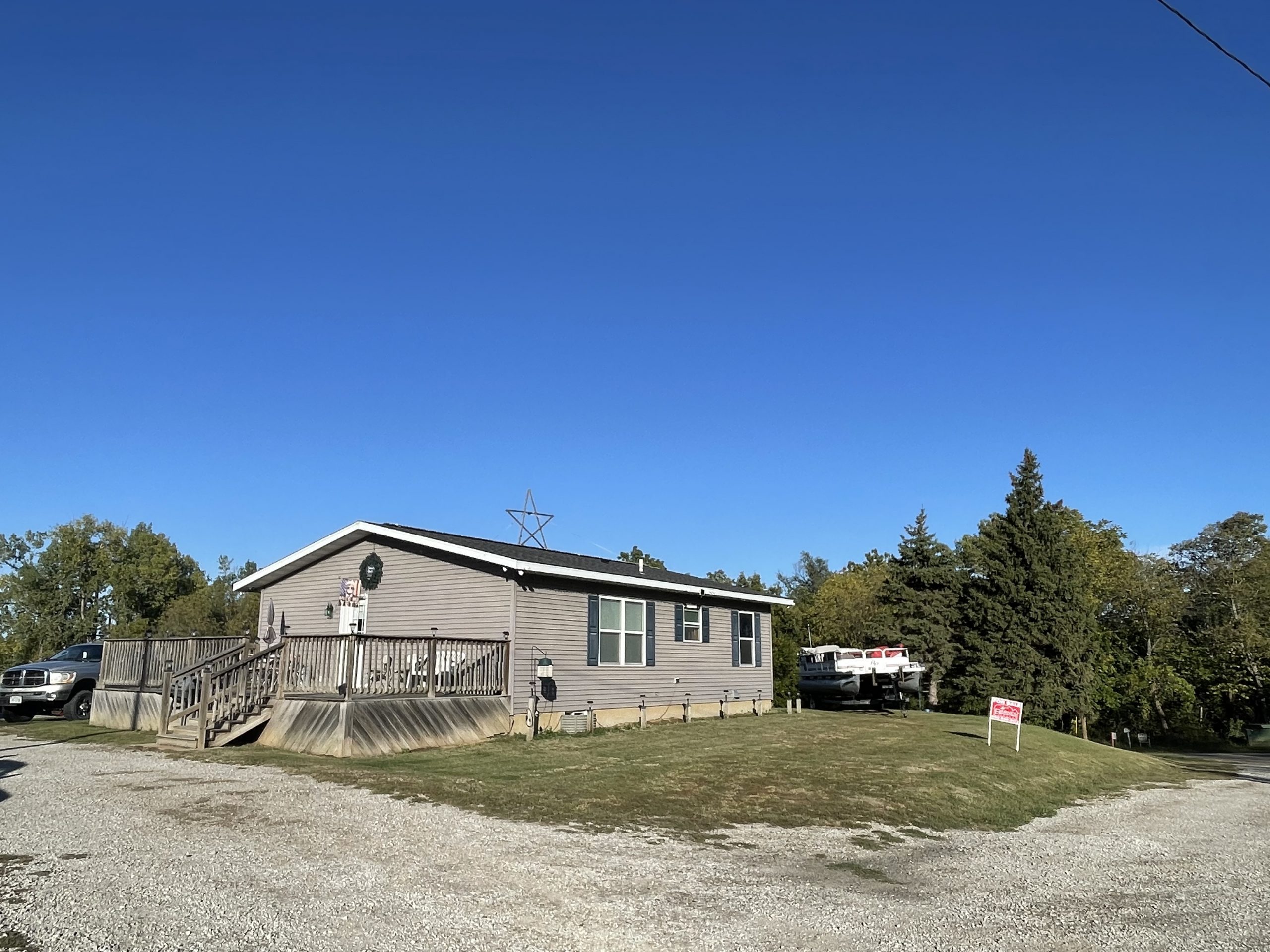 117 E. Bedard St. Rulo, NE 68431 Land Sales Specialists