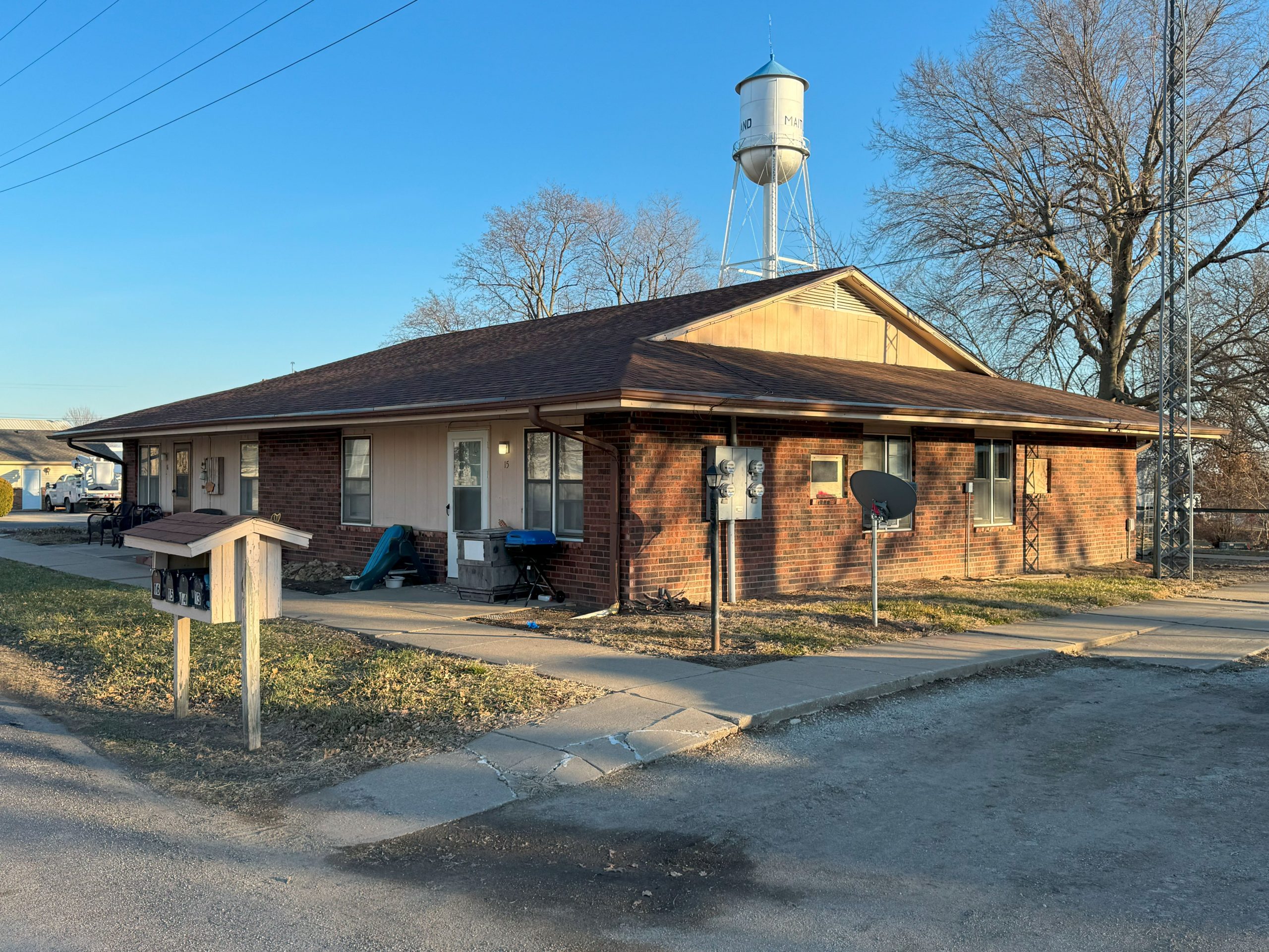 300 Ash St. Maitland, MO 64466 Land Sales Specialists