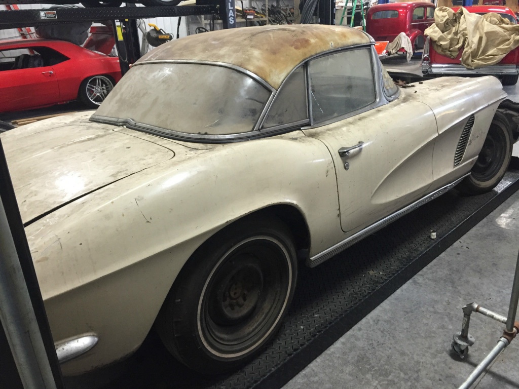 Fiberglass Find 1962 Chevrolet Corvette Barn Finds