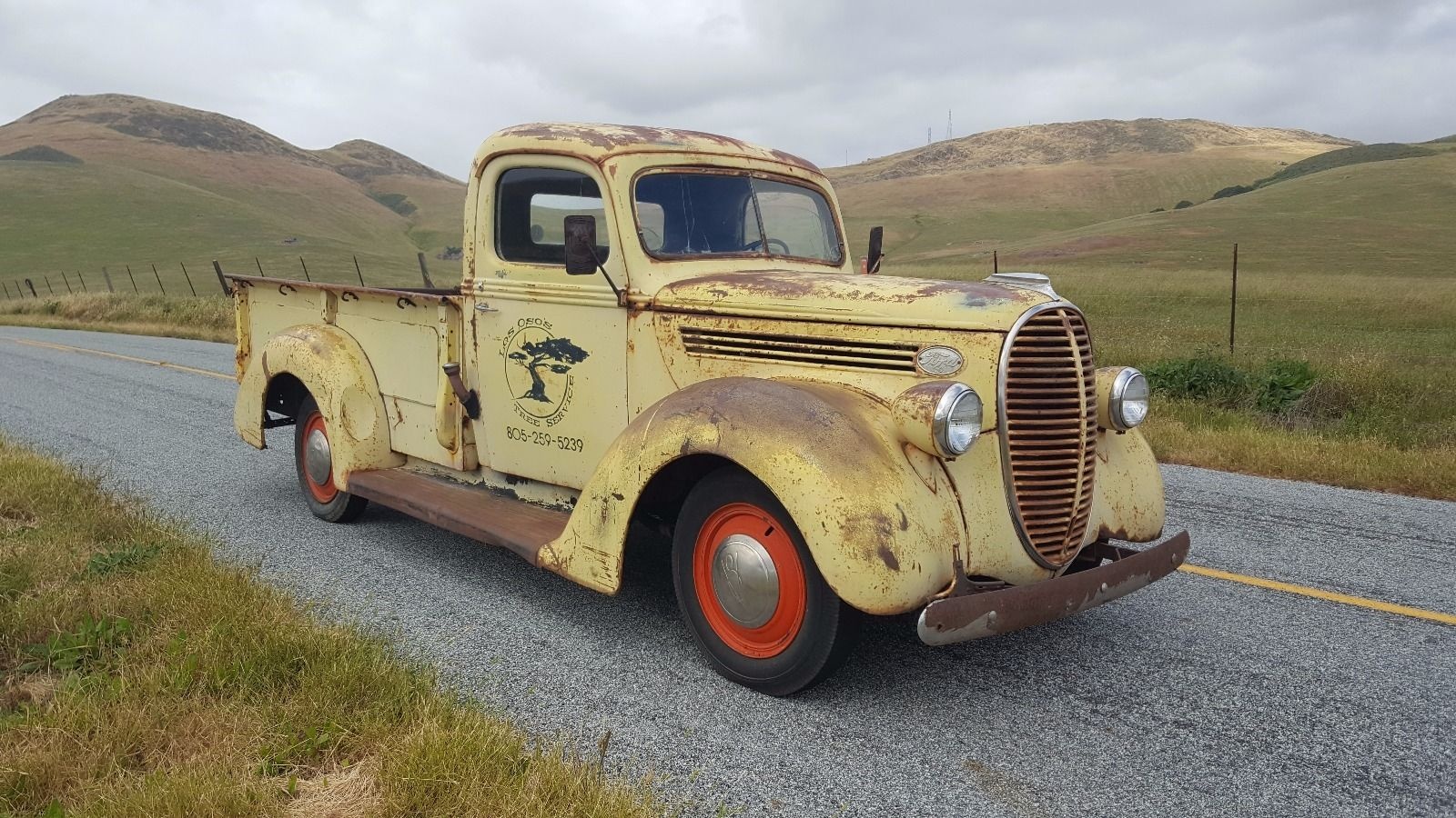 Just A Good Ol' Truck: 1939 Ford Pickup
