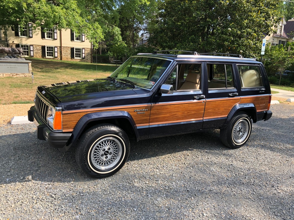 1991 Jeep Cherokee Briarwood Barn Finds