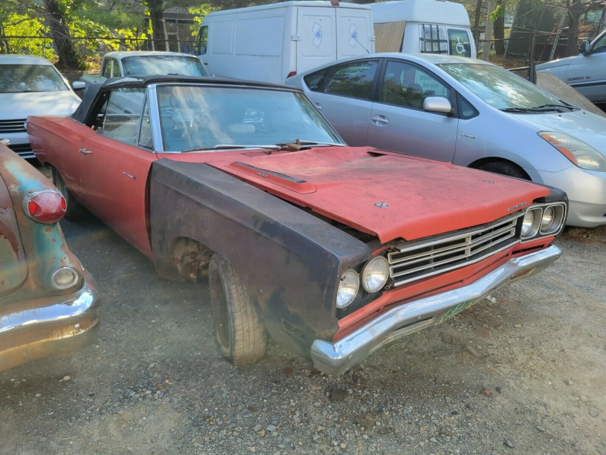 DropTop Project 1969 Plymouth Road Runner Barn Finds