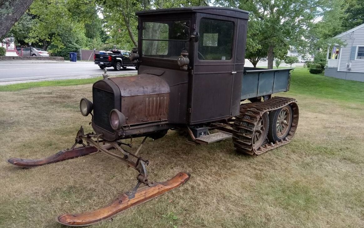 ModelTSnowMobileSki Barn Finds