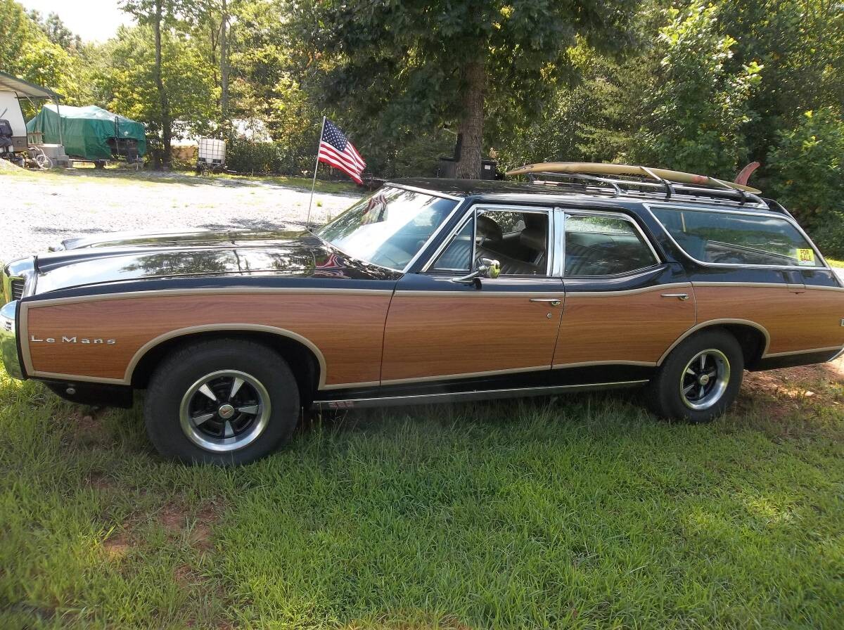 Rare Wagon 1969 Pontiac LeMans Safari Wagon Barn Finds