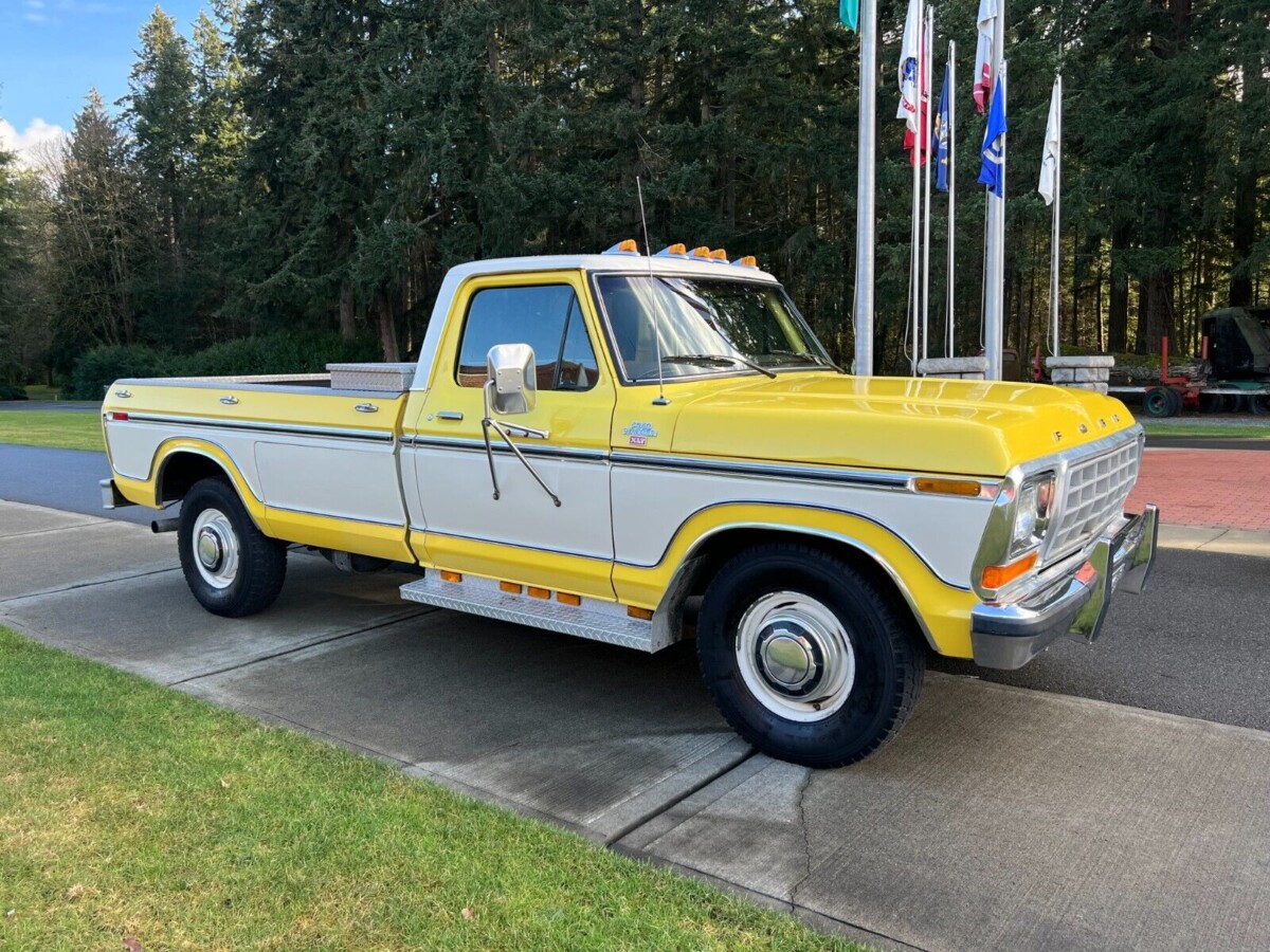 Super Camper in Super Condition: 1978 Ford F-350 | Barn Finds