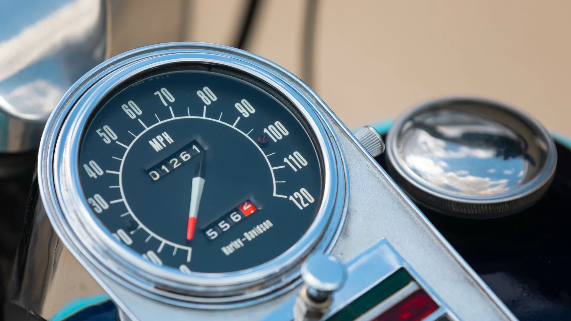 1976 Harley Speedometer Barn Finds