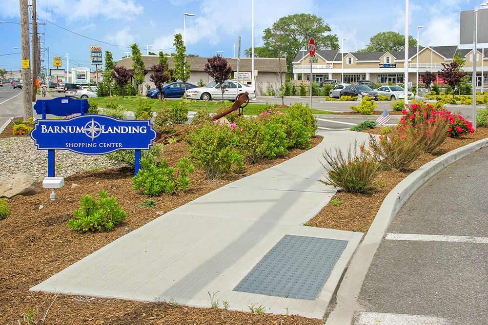 Barnum Landing Shopping Center