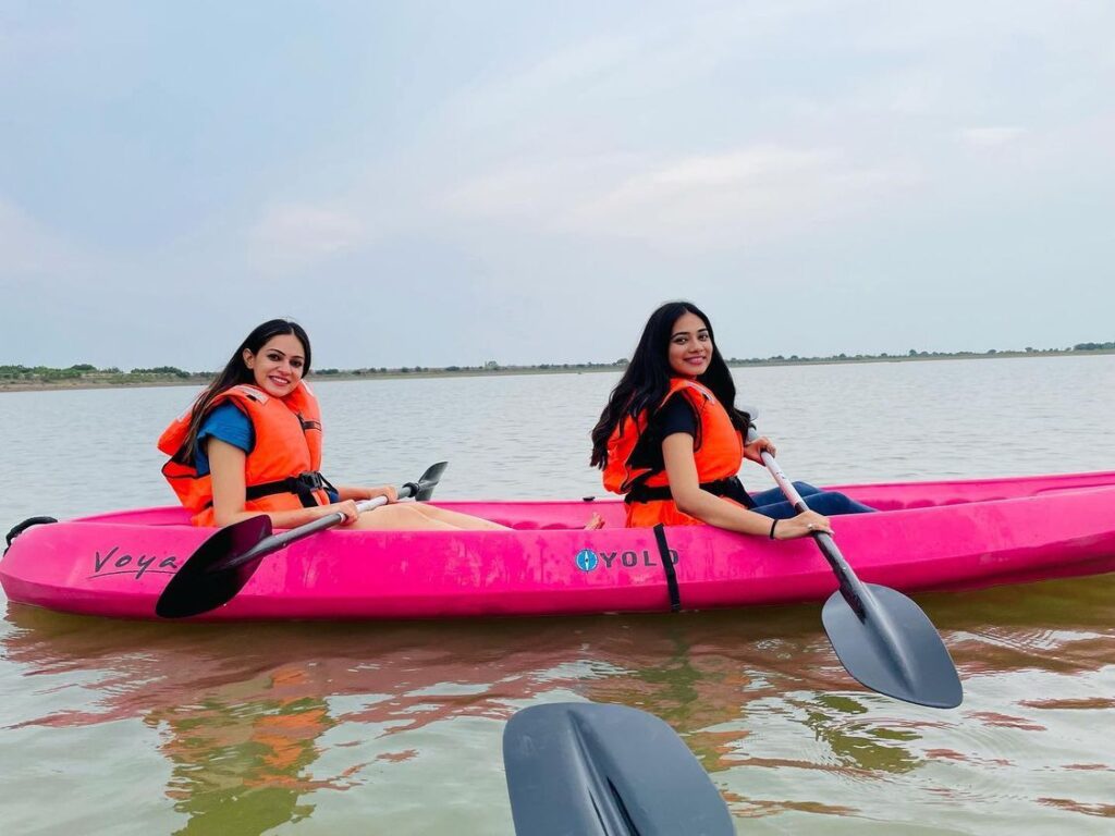 Home Kayaking in Vadodara Riverside Cafe