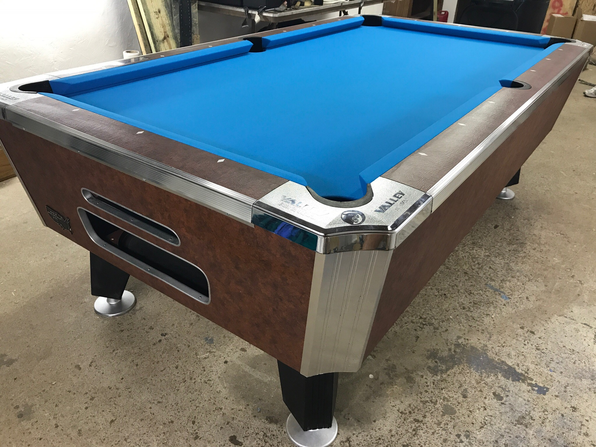 Table 080317 Valley coin operated pool table Used Coin Operated Bar