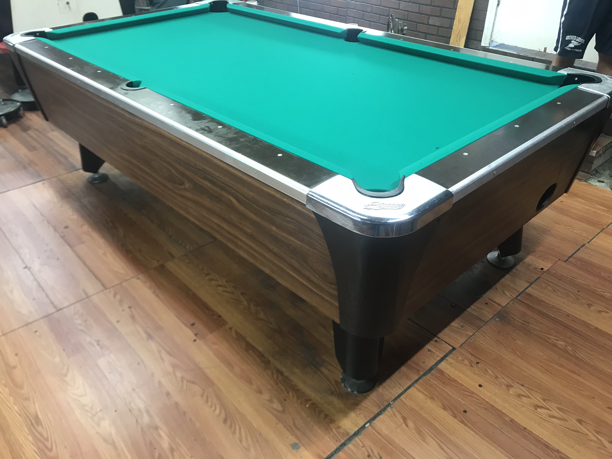 Used coin operated pool table Table 010819A Used Coin Operated Bar