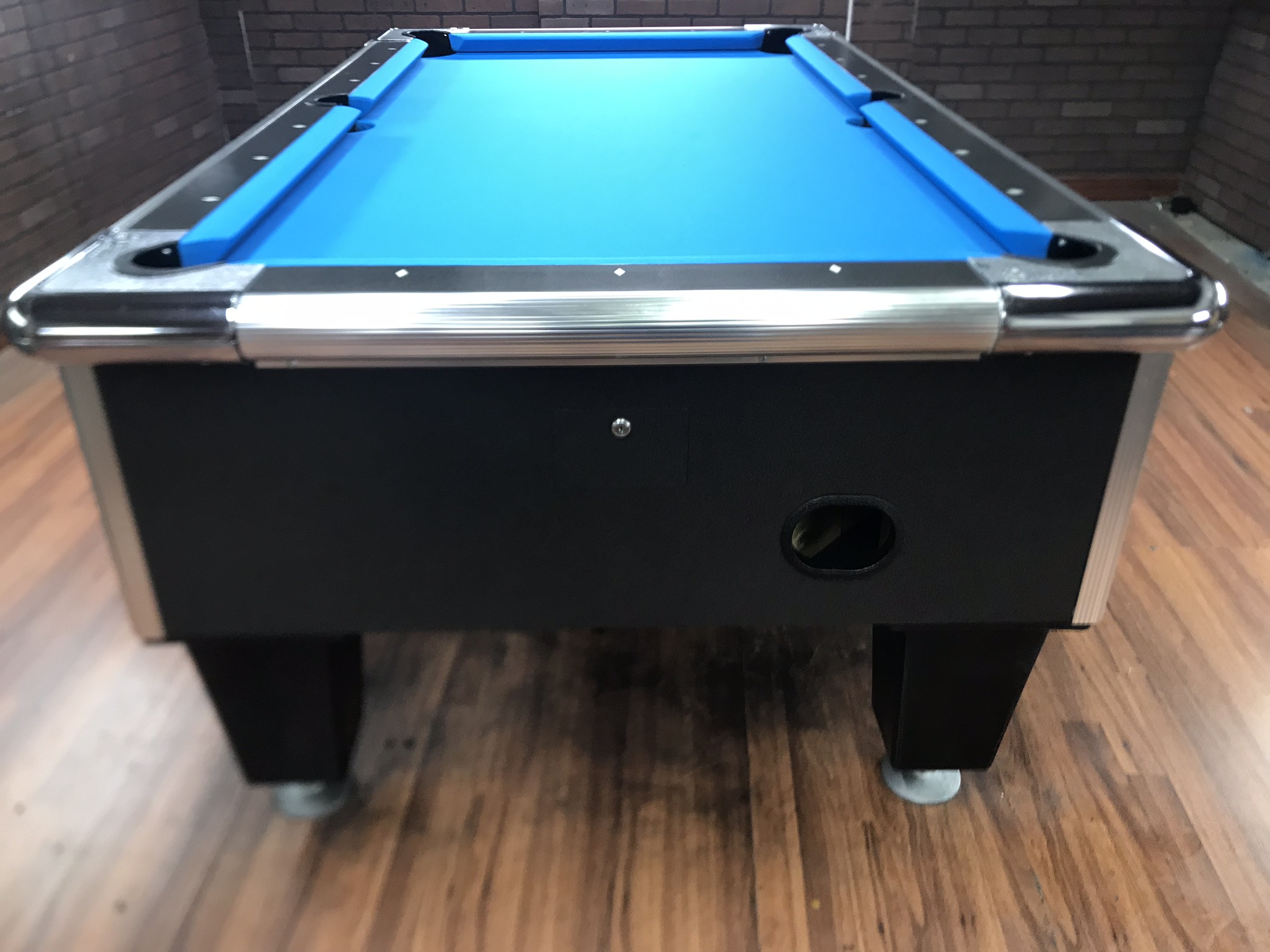 Used coin operated pool table Table 021819D Used Coin Operated Bar