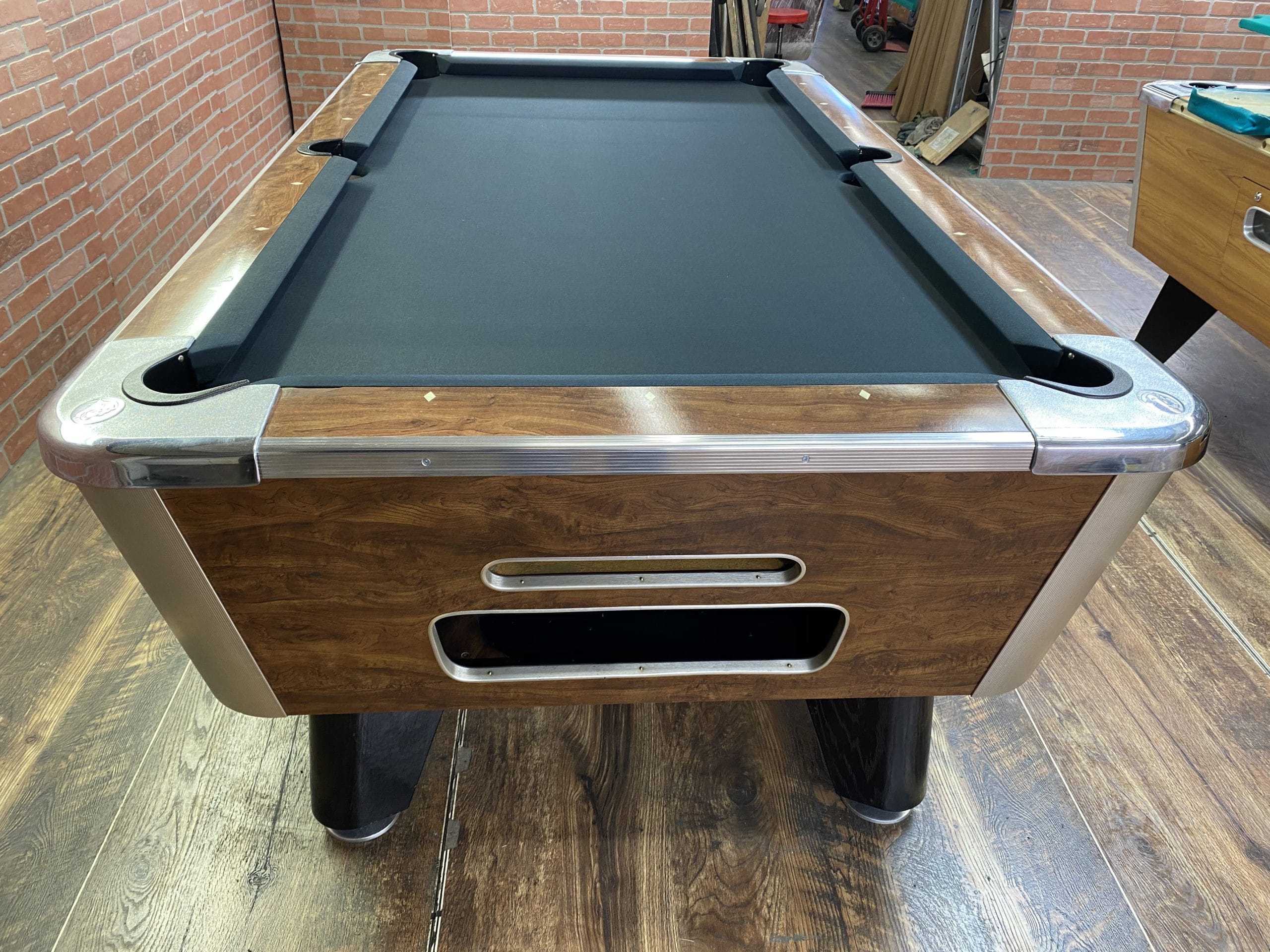 6 1/2 Valley Used Coin Operated Pool Table Used Coin Operated Bar