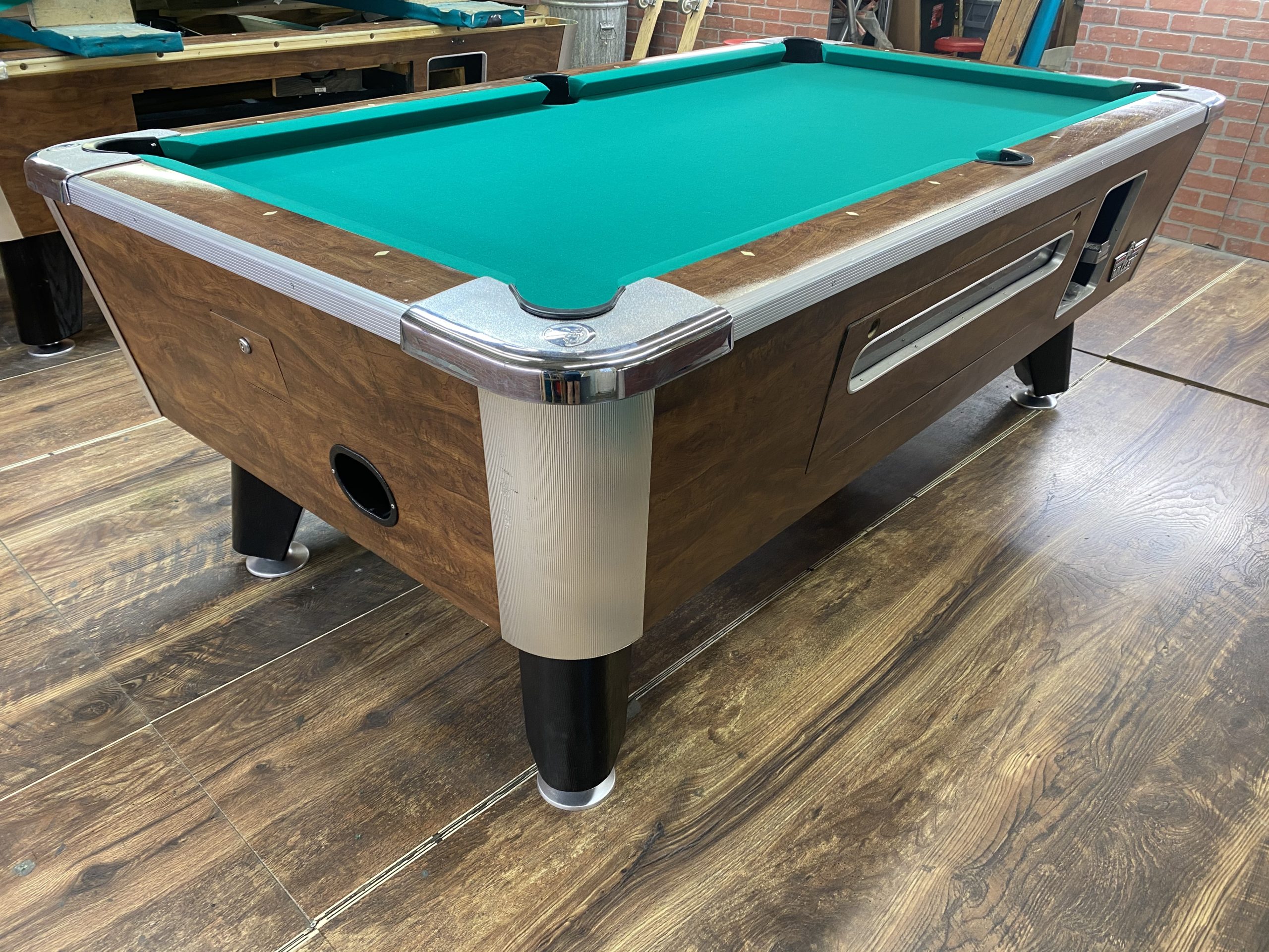 6 1/2 Valley Brown Used Coin Operated Pool Table Used Coin Operated