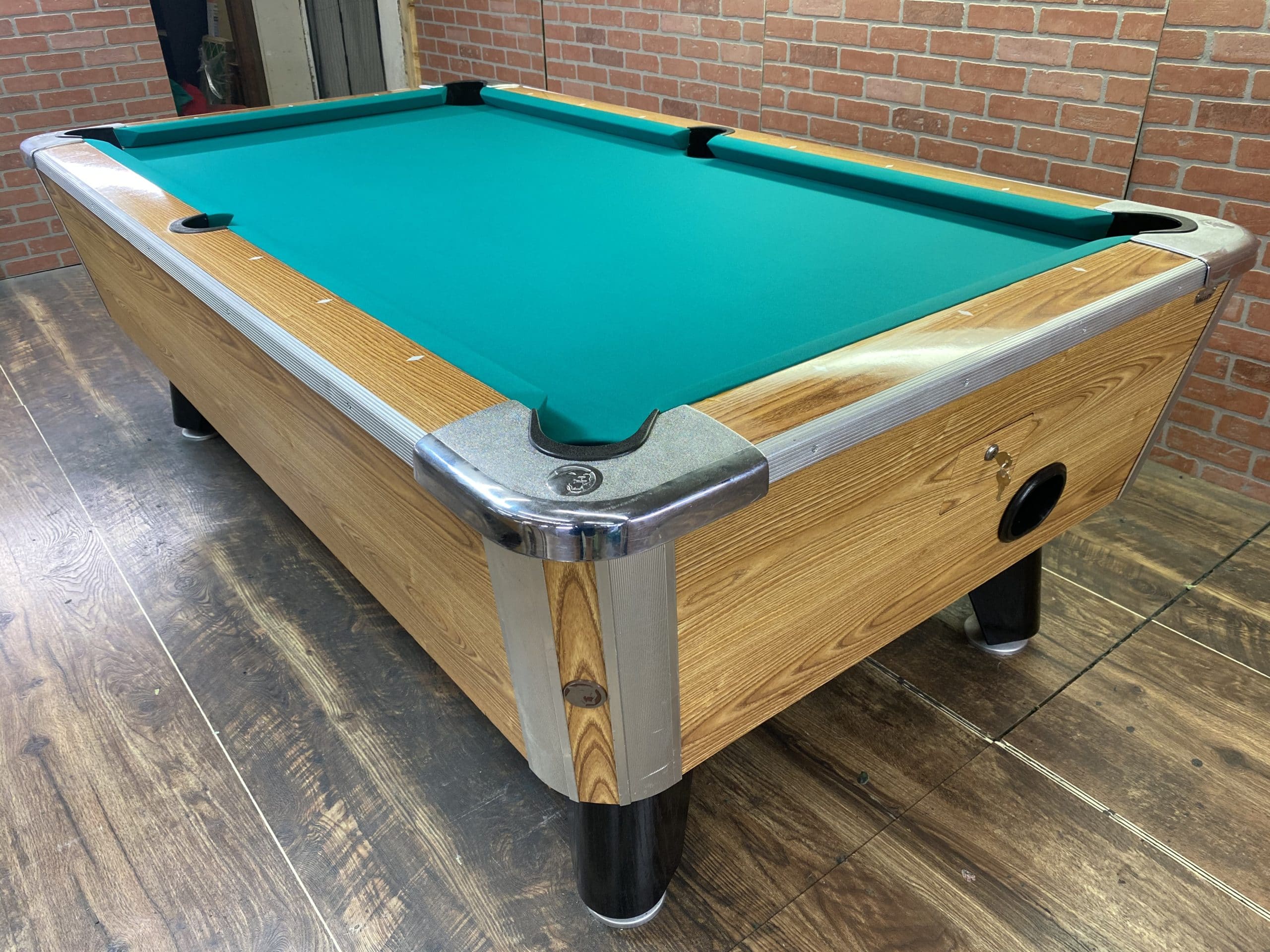 7′ Valley Light Oak Used Coin Operated Pool Table Used