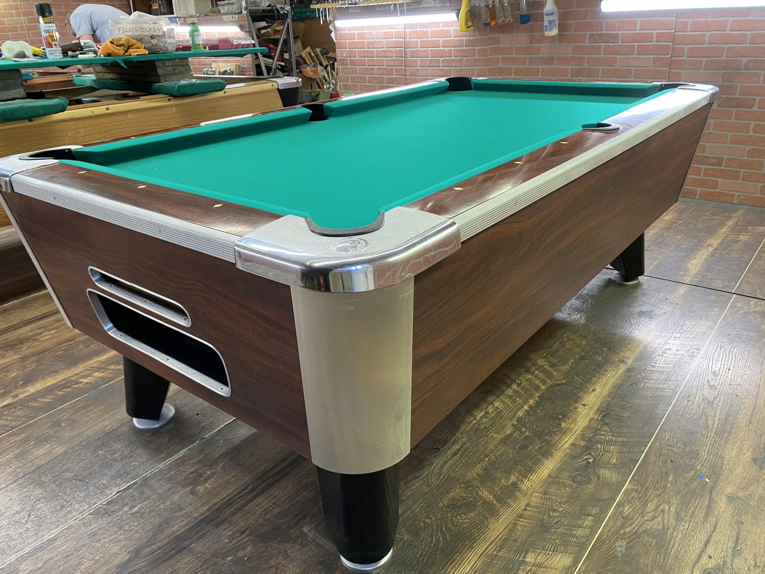 6 1/2 Valley Rosewood Used Coin Operated Pool Table Used Coin