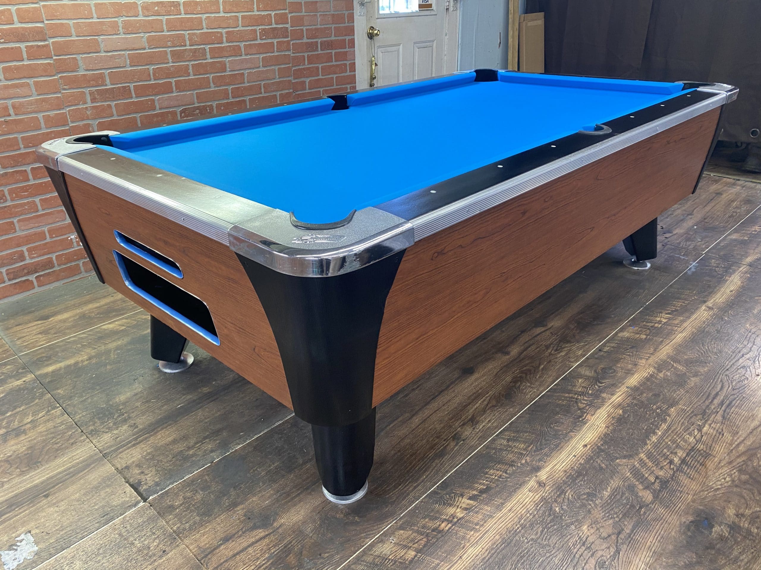 7′ Dynamo Red Oak Used Coin Operated Pool Table Used Coin Operated