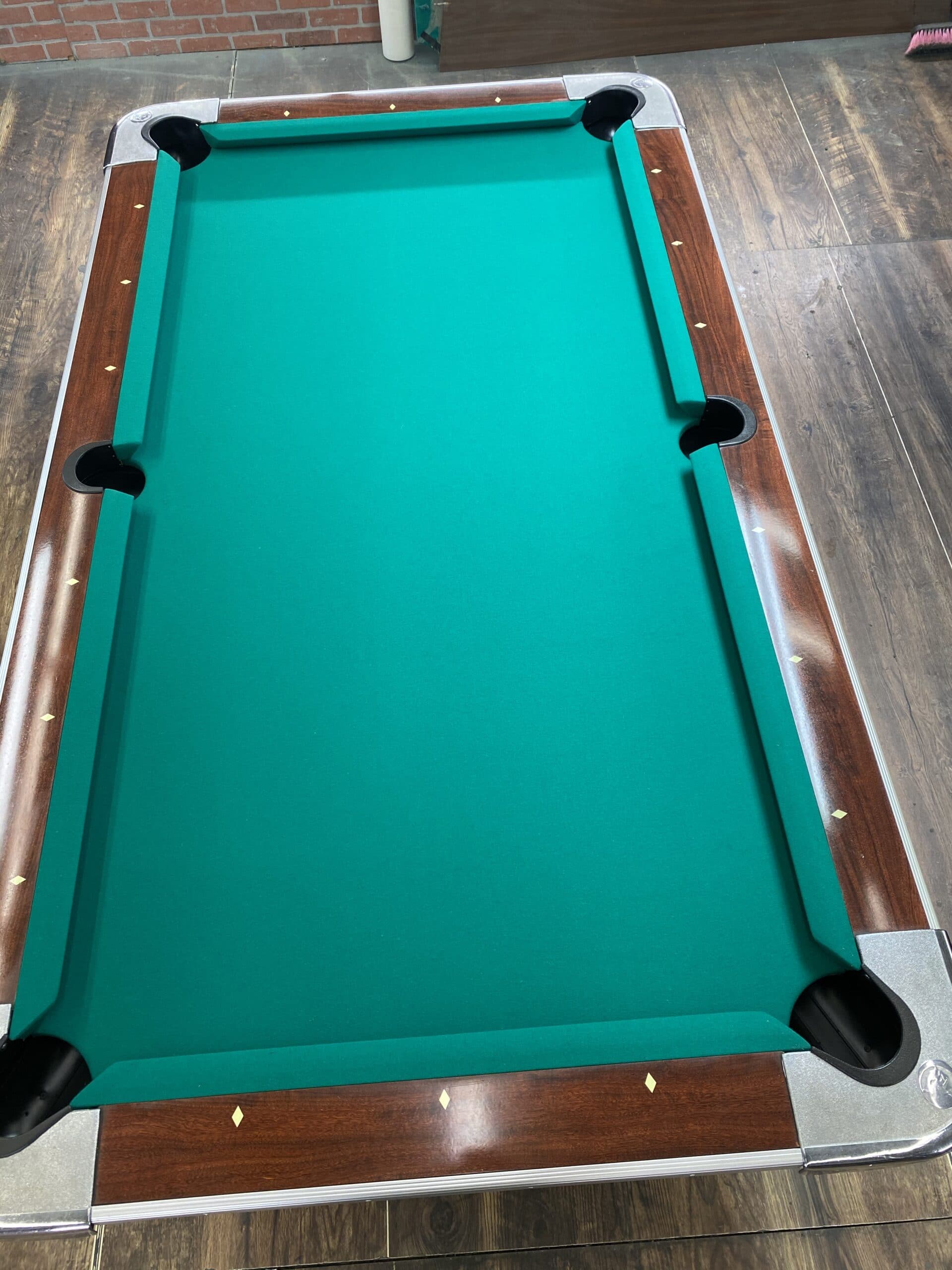 6 1/2 Valley Rosewood Used Coin Operated Pool Table Used Coin