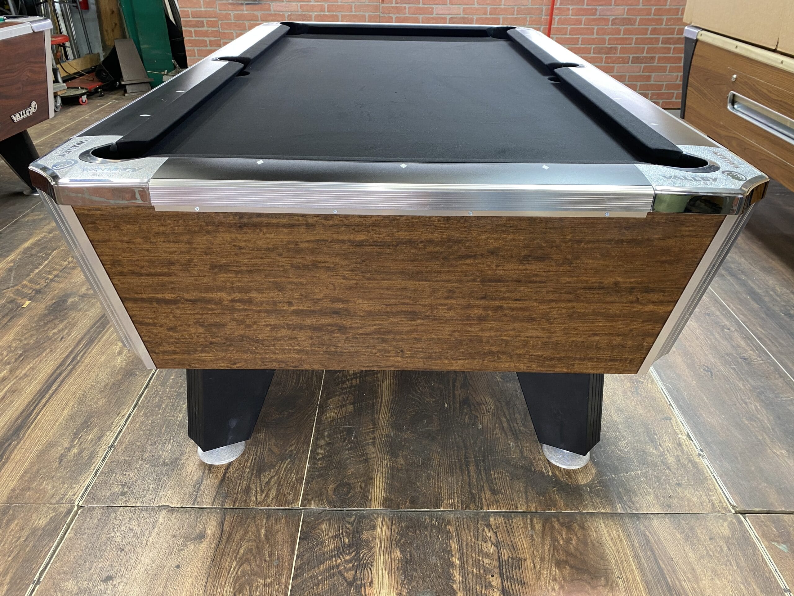 7′ Valley Highland Maple Home Pool Table Used Coin Operated Bar Pool