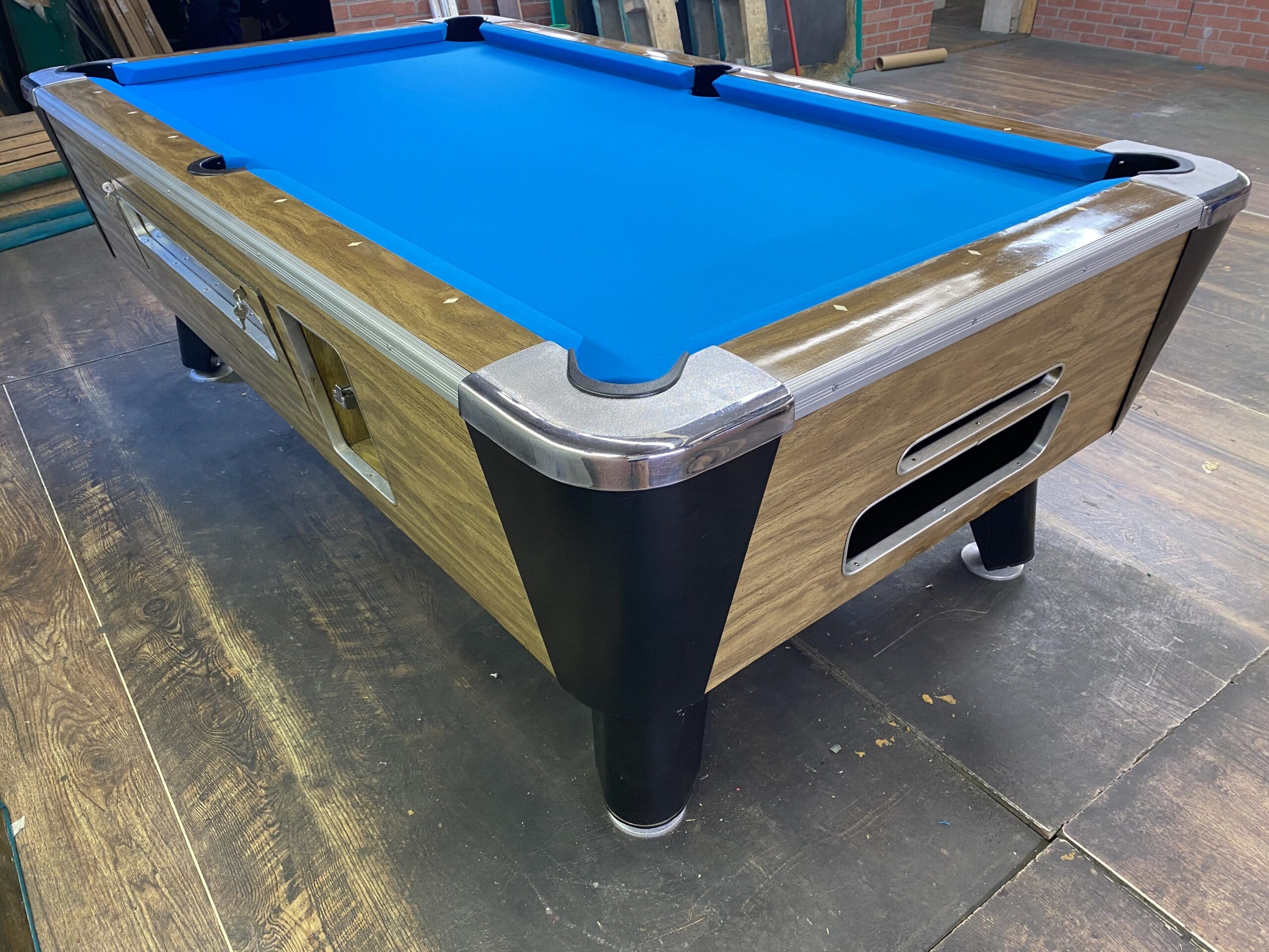 7' Valley Old Walnut Used Coin Operated Bar Pool Tables