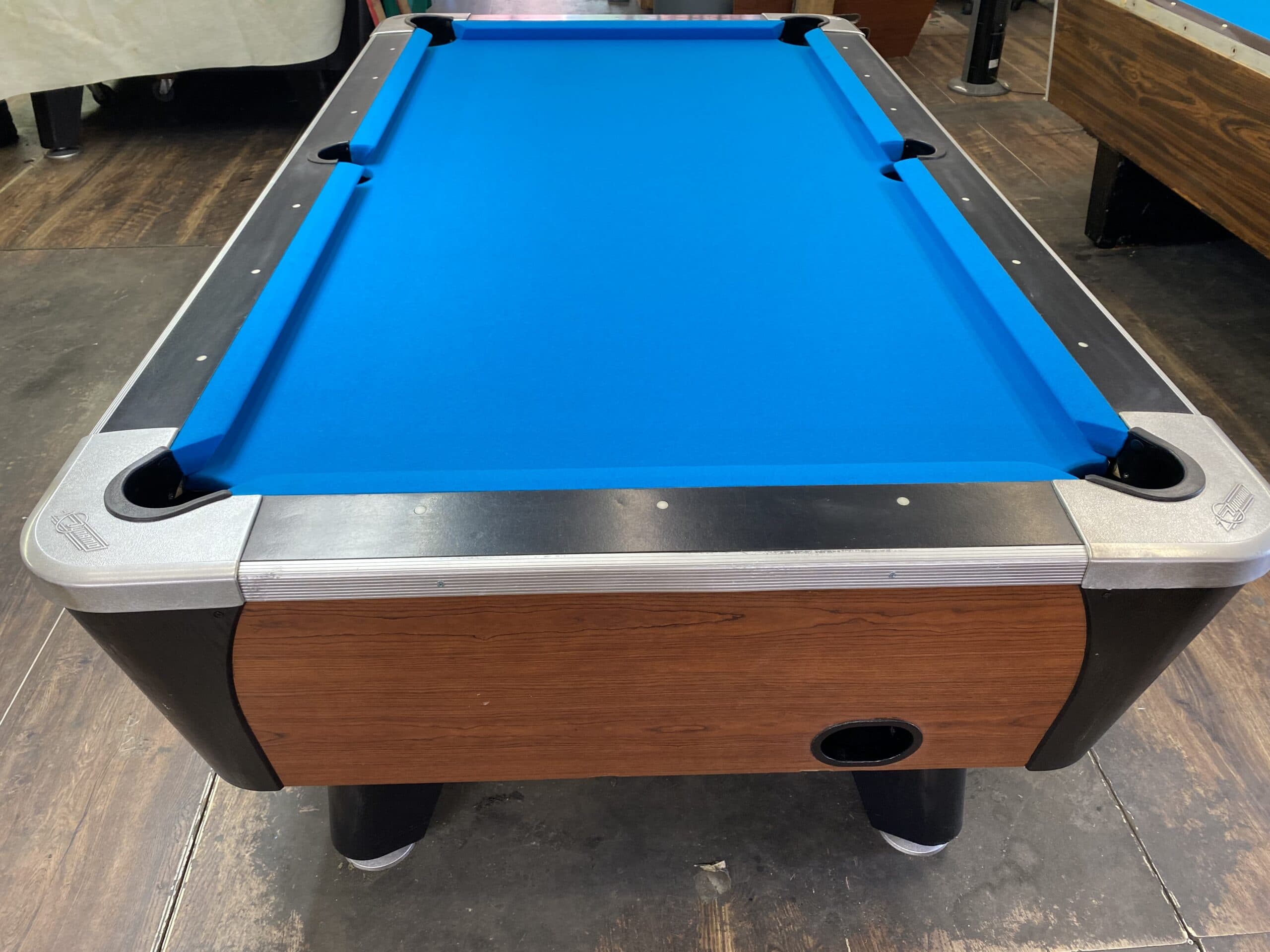 7' Dynamo Red Oak (Drop Pocket Pool Table) Used Coin Operated Bar Pool Tables