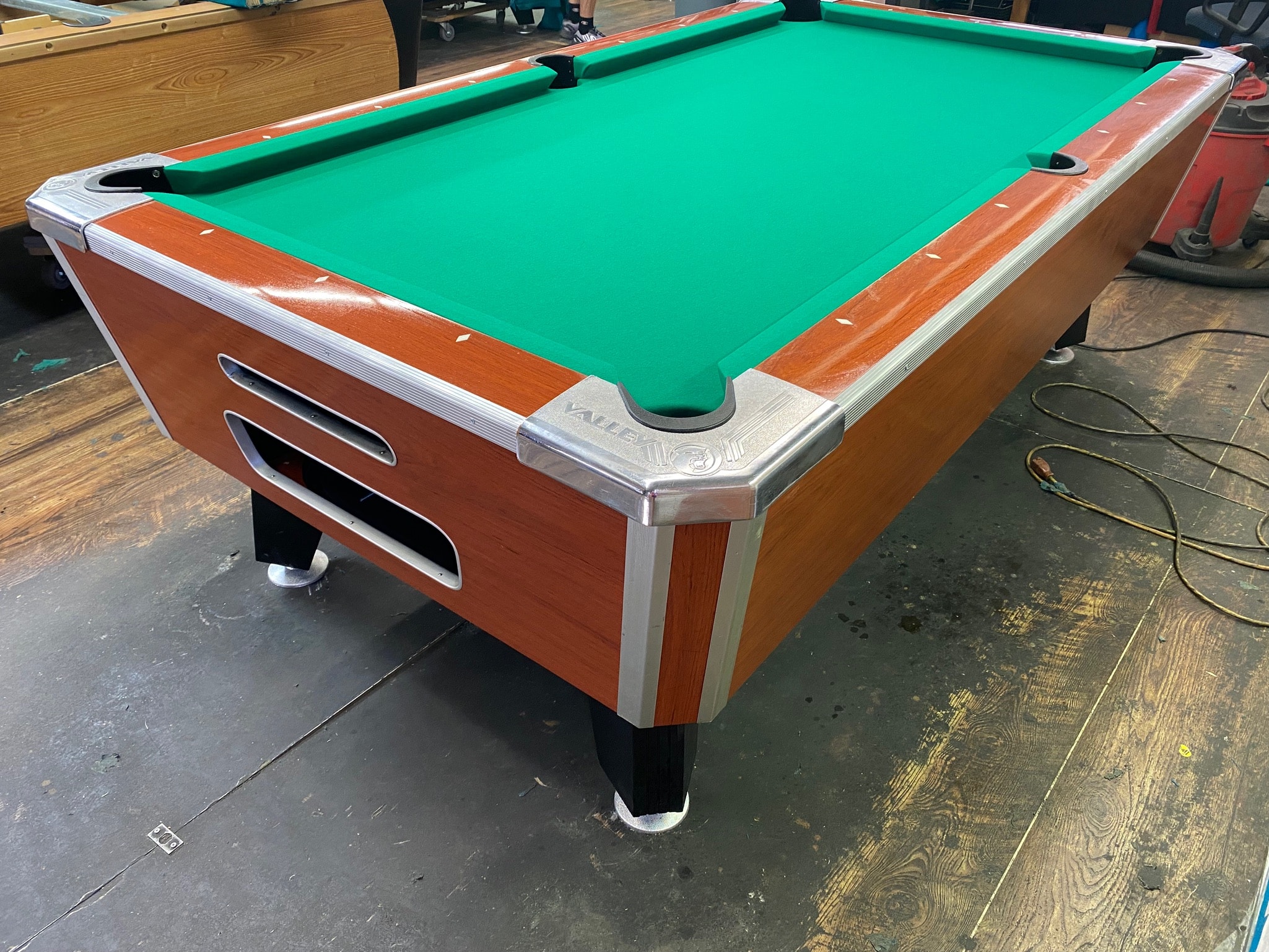 7′ Valley Orange Oak New Style Home Edition Used Coin Operated Bar