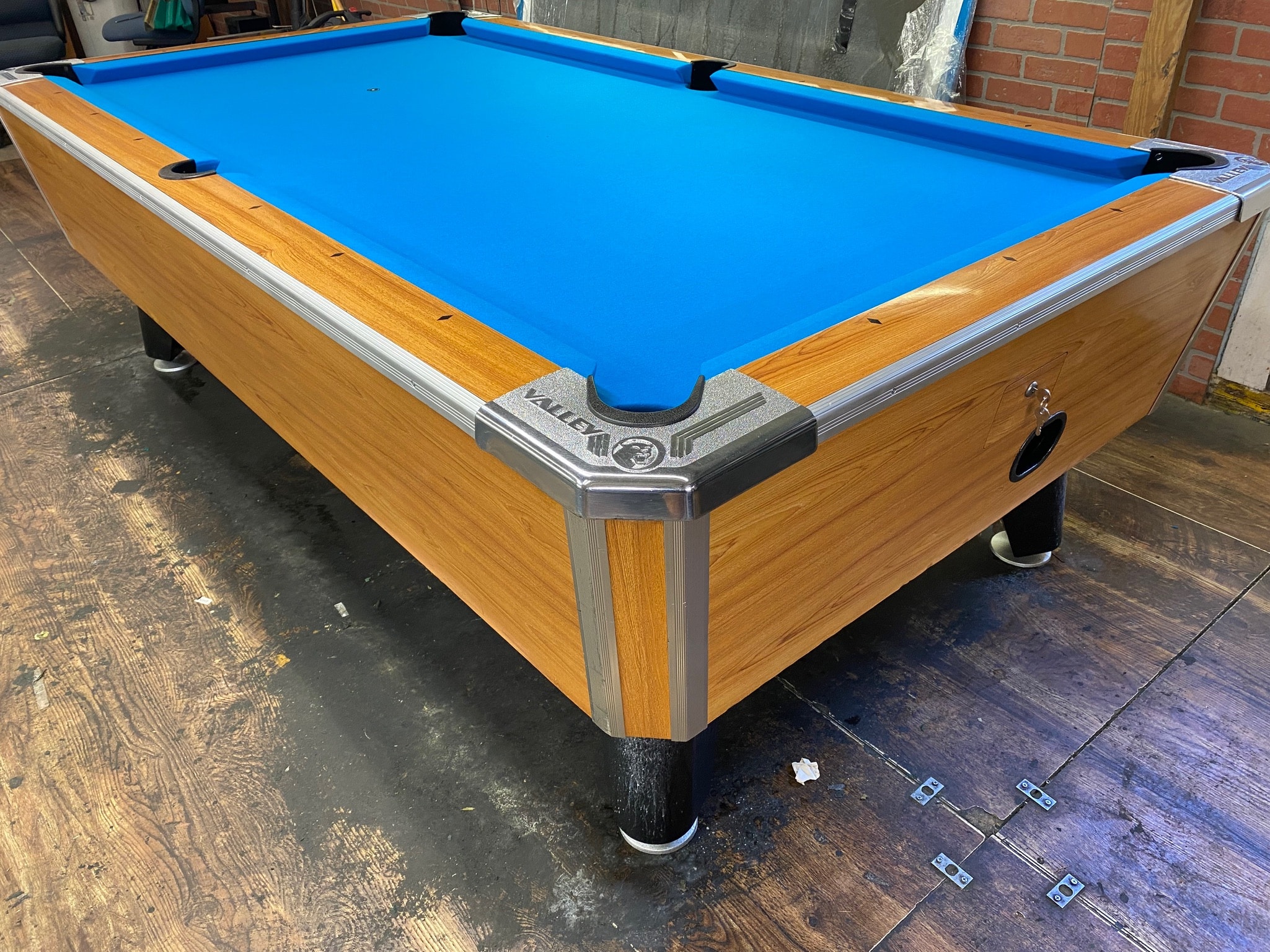 8′ Valley Light Oak New Style Used Coin Operated Bar Pool Tables