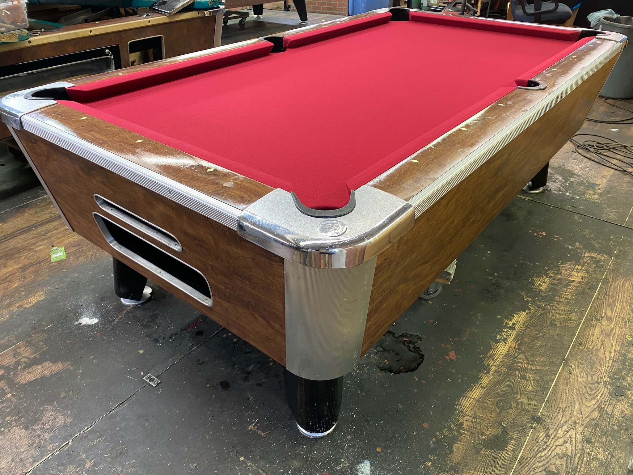 7′ Valley Light Walnut Used Coin Operated Bar Pool Tables