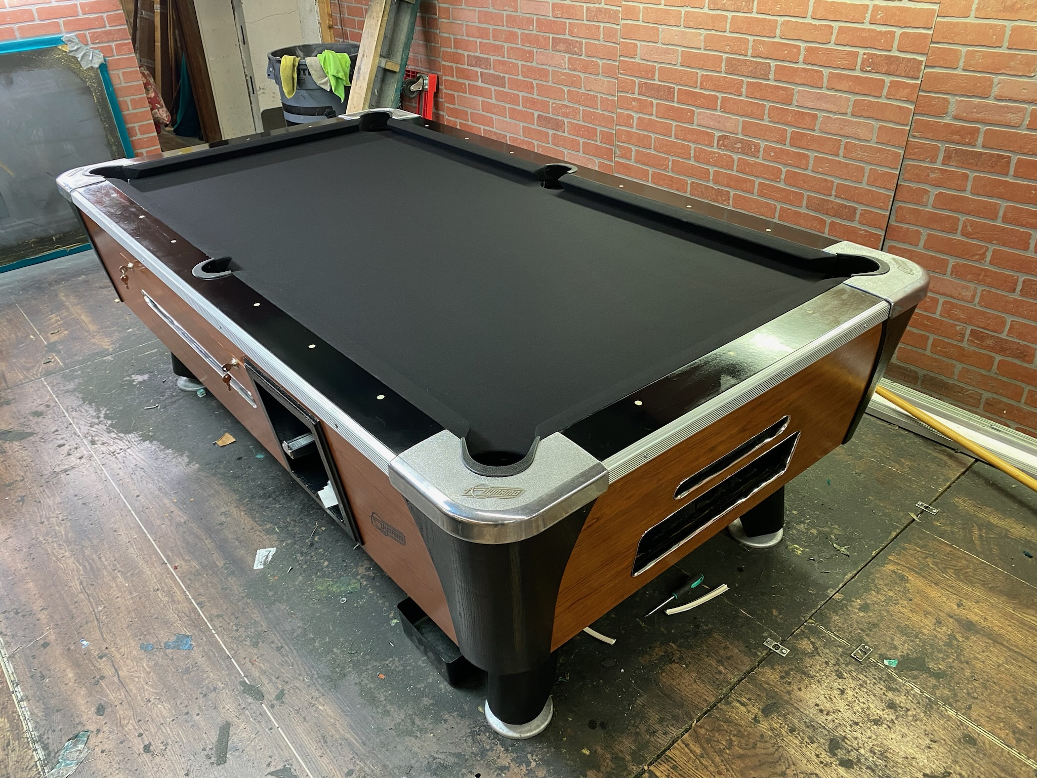 7′ Dynamo Red Oak Used Coin Operated Bar Pool Tables