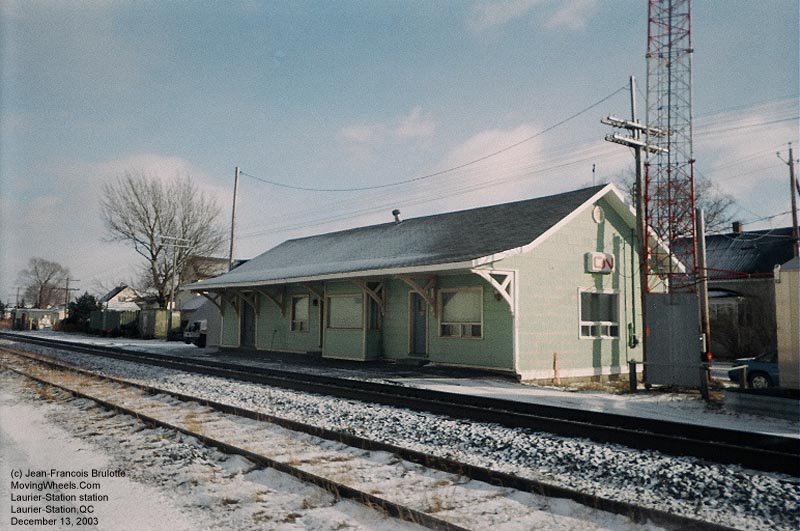 Canadian National stations in Quebec Gares du Canadien National au