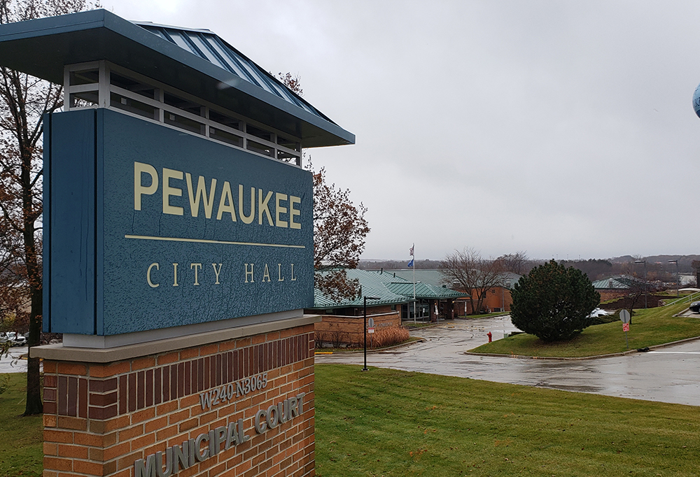 Pewaukee City Hall and Garage Barrientos Design