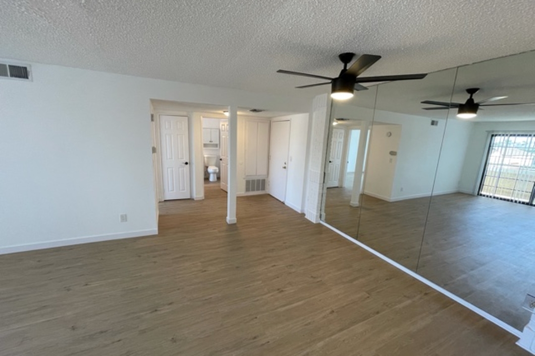 Luxury Apartments in West Los Angeles / Brentwood South