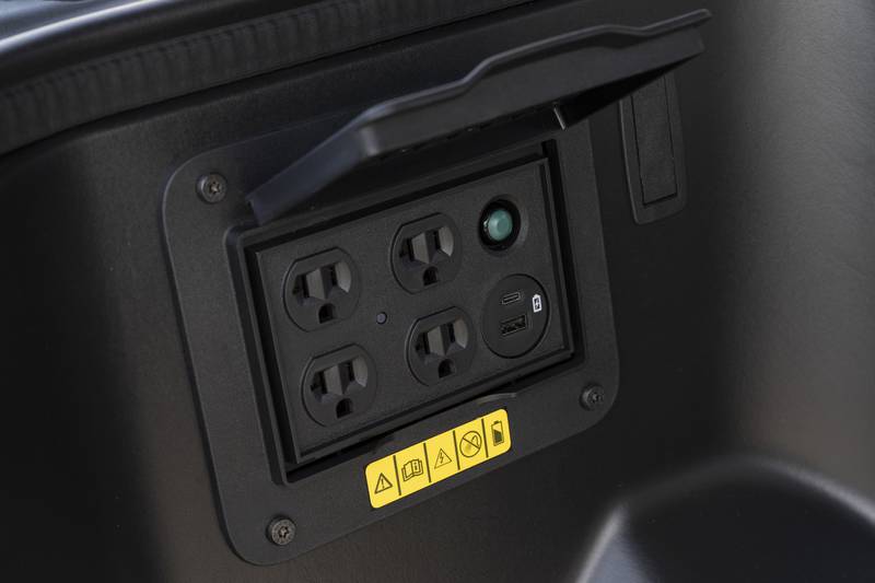 Chicagoarea solar installer turning Ford F150 Lightning EV into a