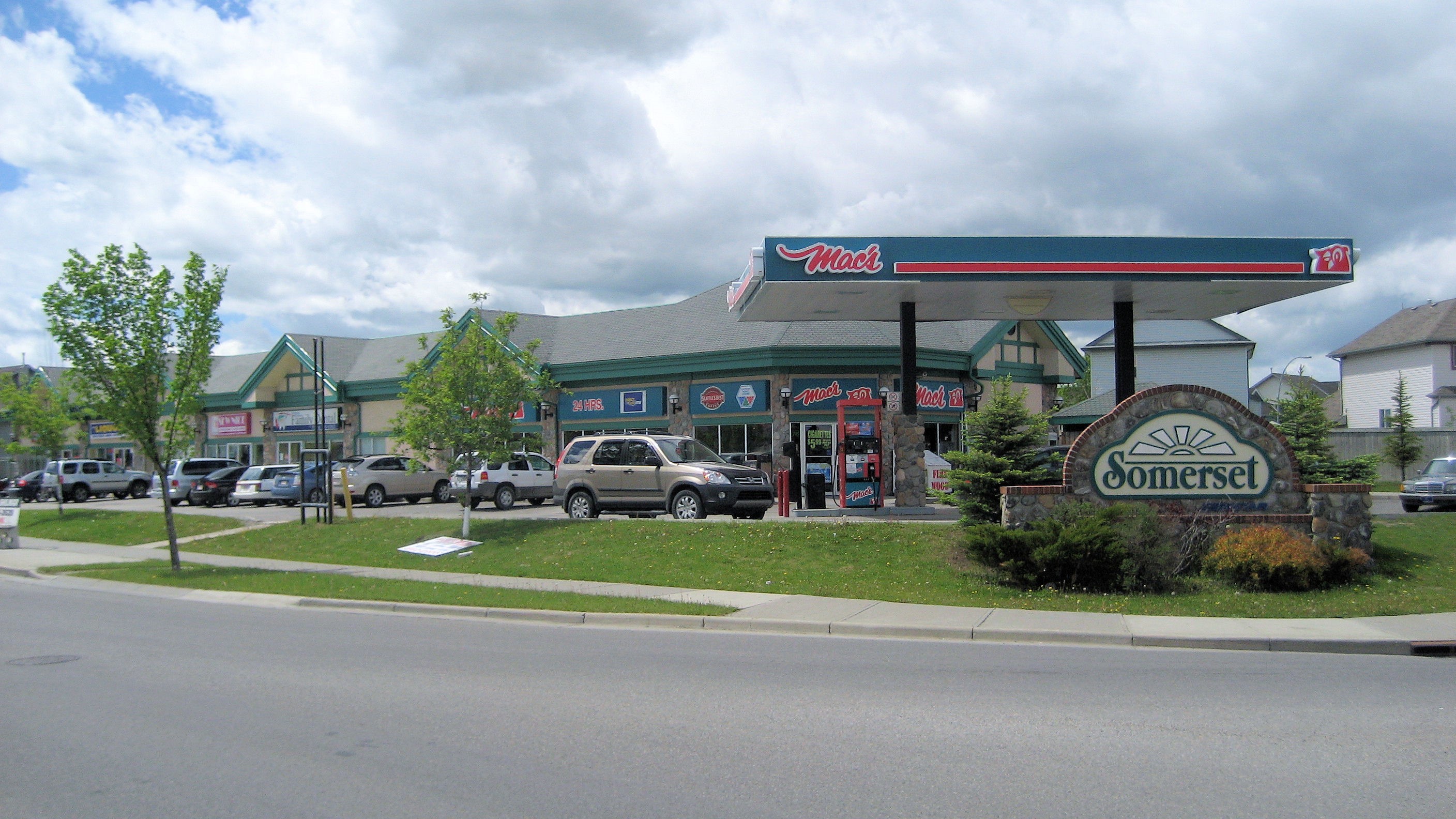 Somerset Crossing, Calgary, Alberta Barry Developments