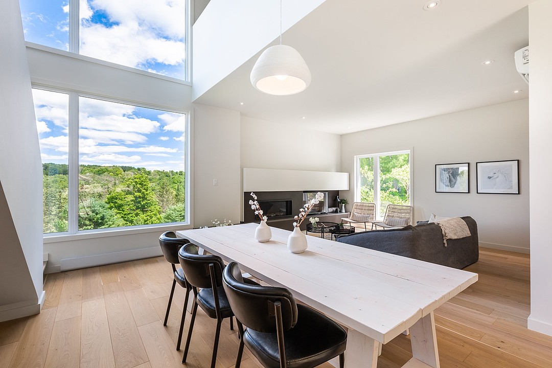 Barsalou Meunier Frelighsburgenhaut Nature homes + Forest cottages