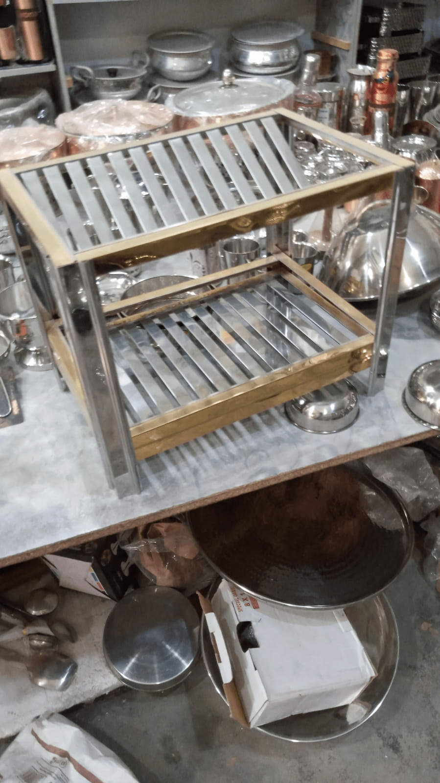 golden steel bartan rack