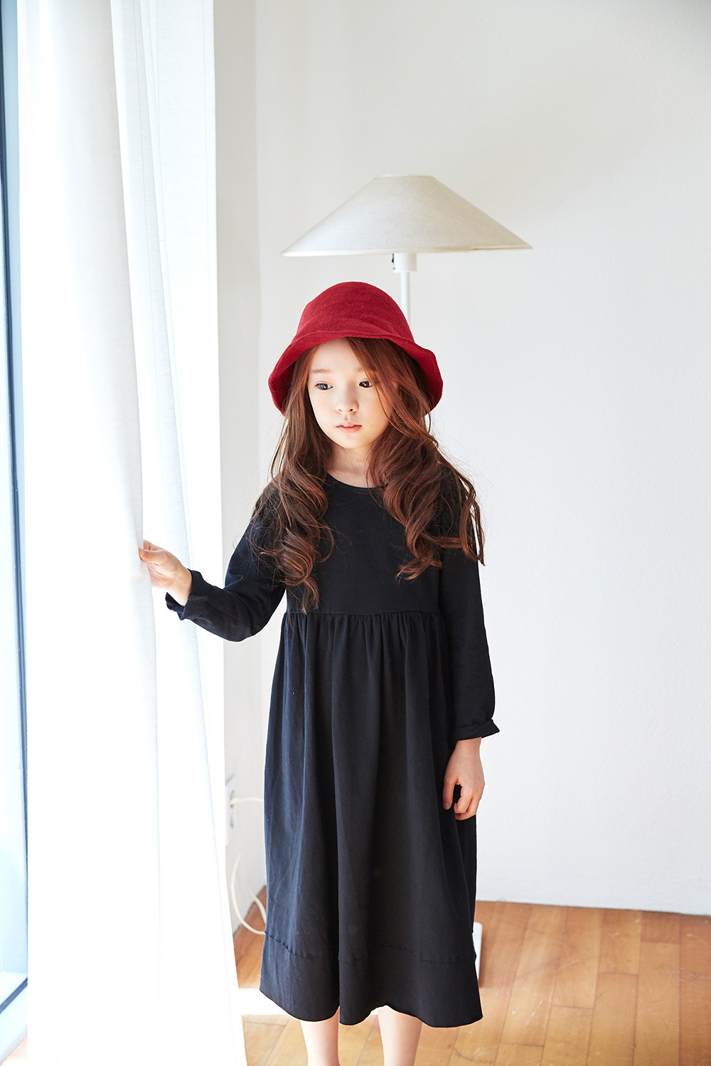 【冬セール！ 韓国子供服 シンプルワンピース 女の子服】 子供 ワンピース 韓国風 ピアノ 七五三 女の子