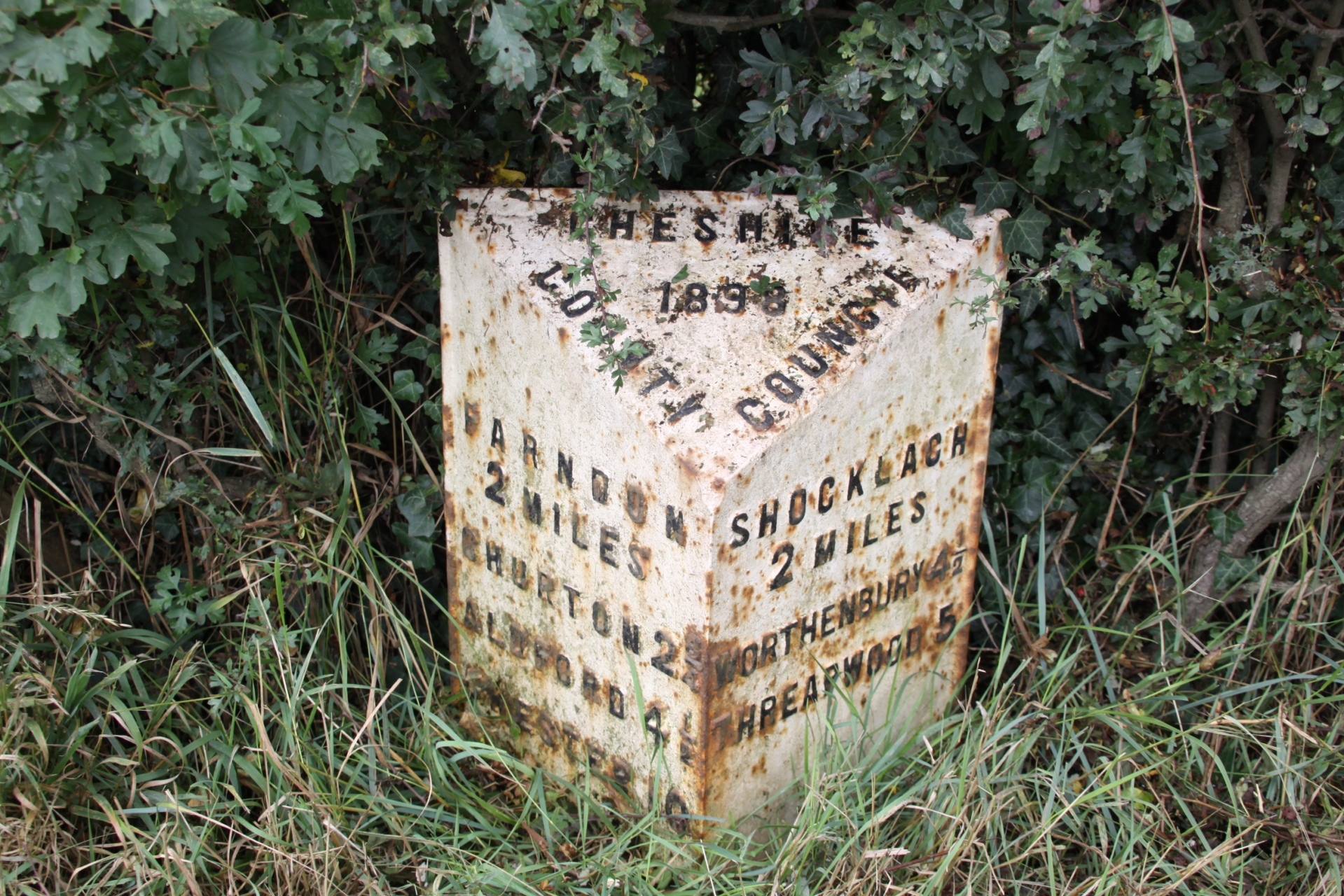 The 1898 mile posts between Farndon, Churton, Aldford and Huntington