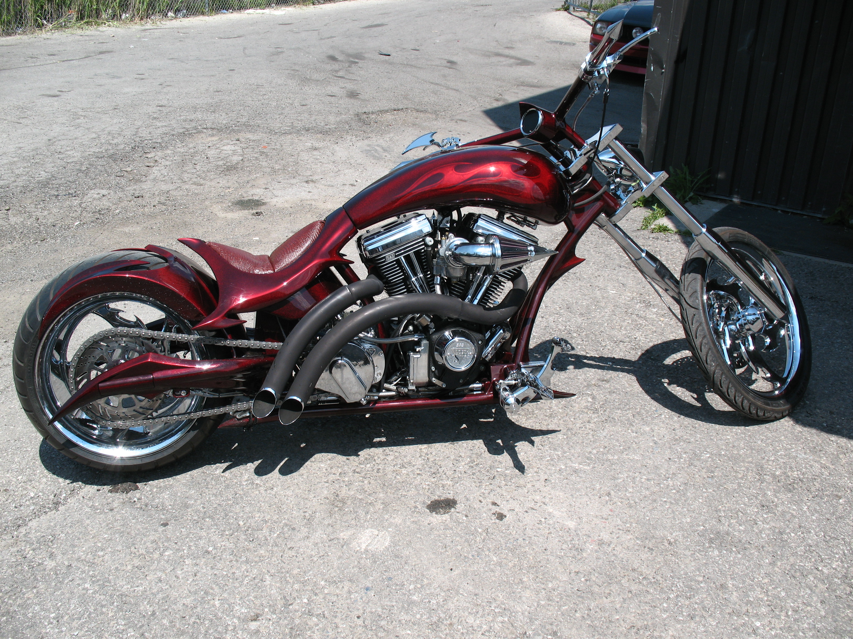 Mike and Leon enter the Canadian Biker Build Off !! Baseline Collision