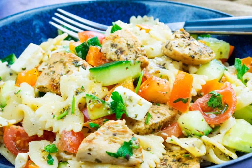 Easy 10 Minute Syn Free Chicken Pasta Salad Basement Bakehouse