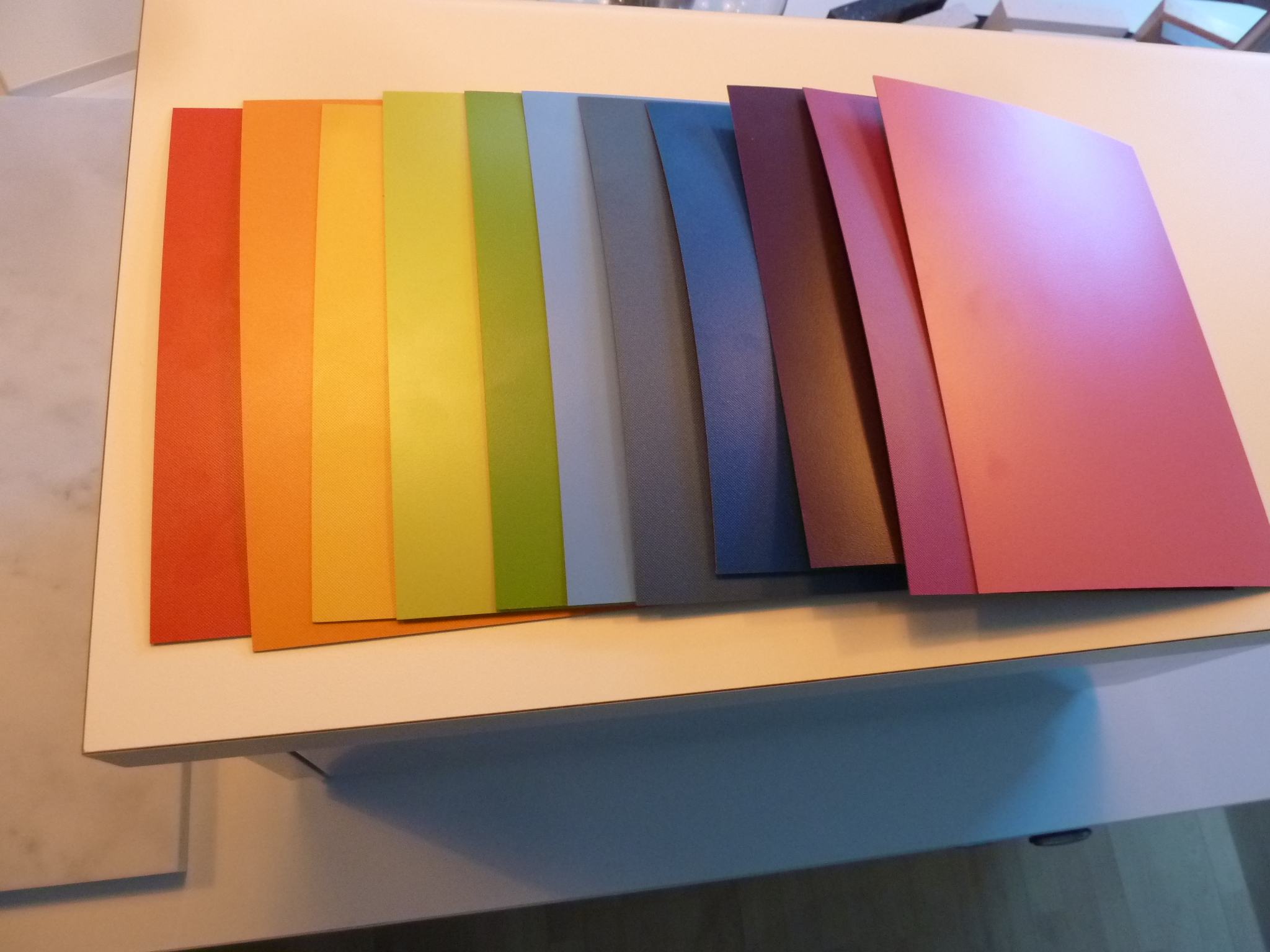 Formica Retro Coloured Worktops. Free Advice. UK Home Delivery.