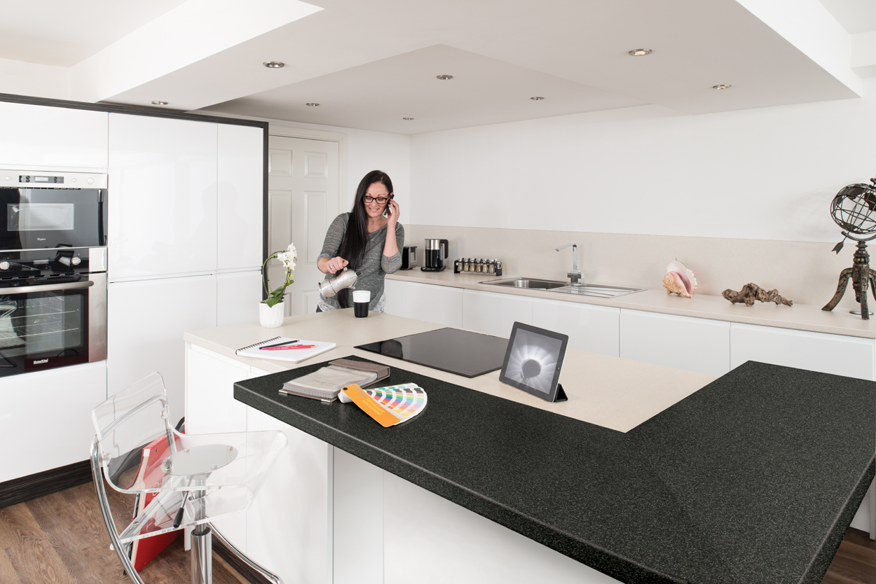 Axiom laminate kitchen worktops with UK home delivery. Free Advice.