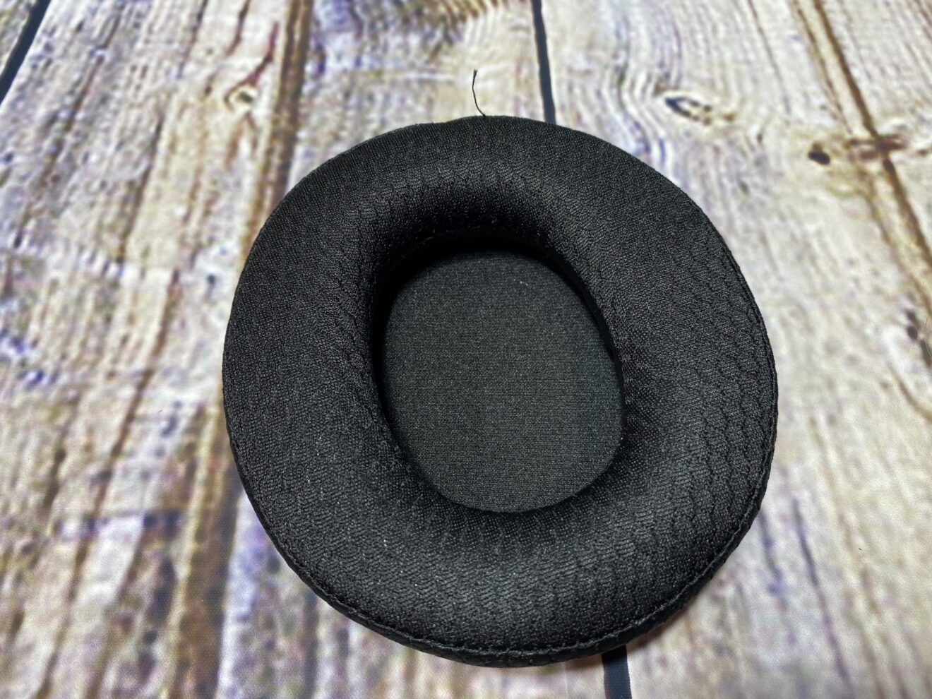 Rush Er30 : Sharkoon RUSH ER30 - Clean sound for little money?