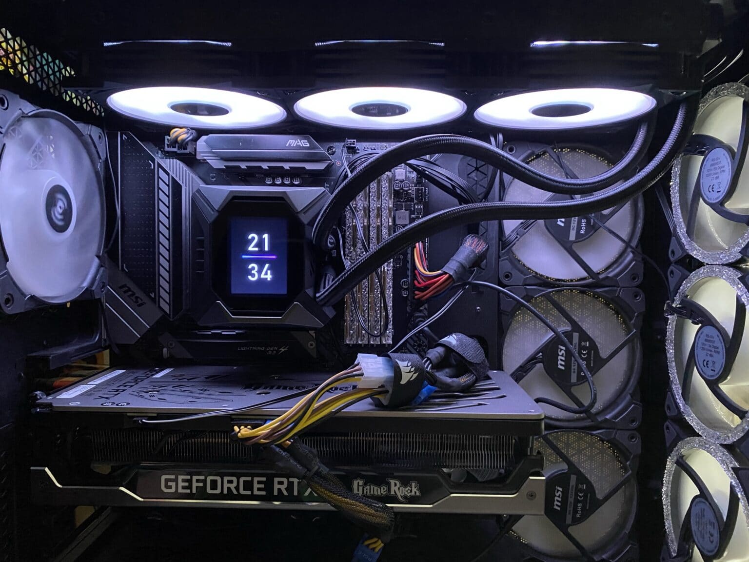 MSI MPG Coreliquid K360 in review liquid cooling with additional