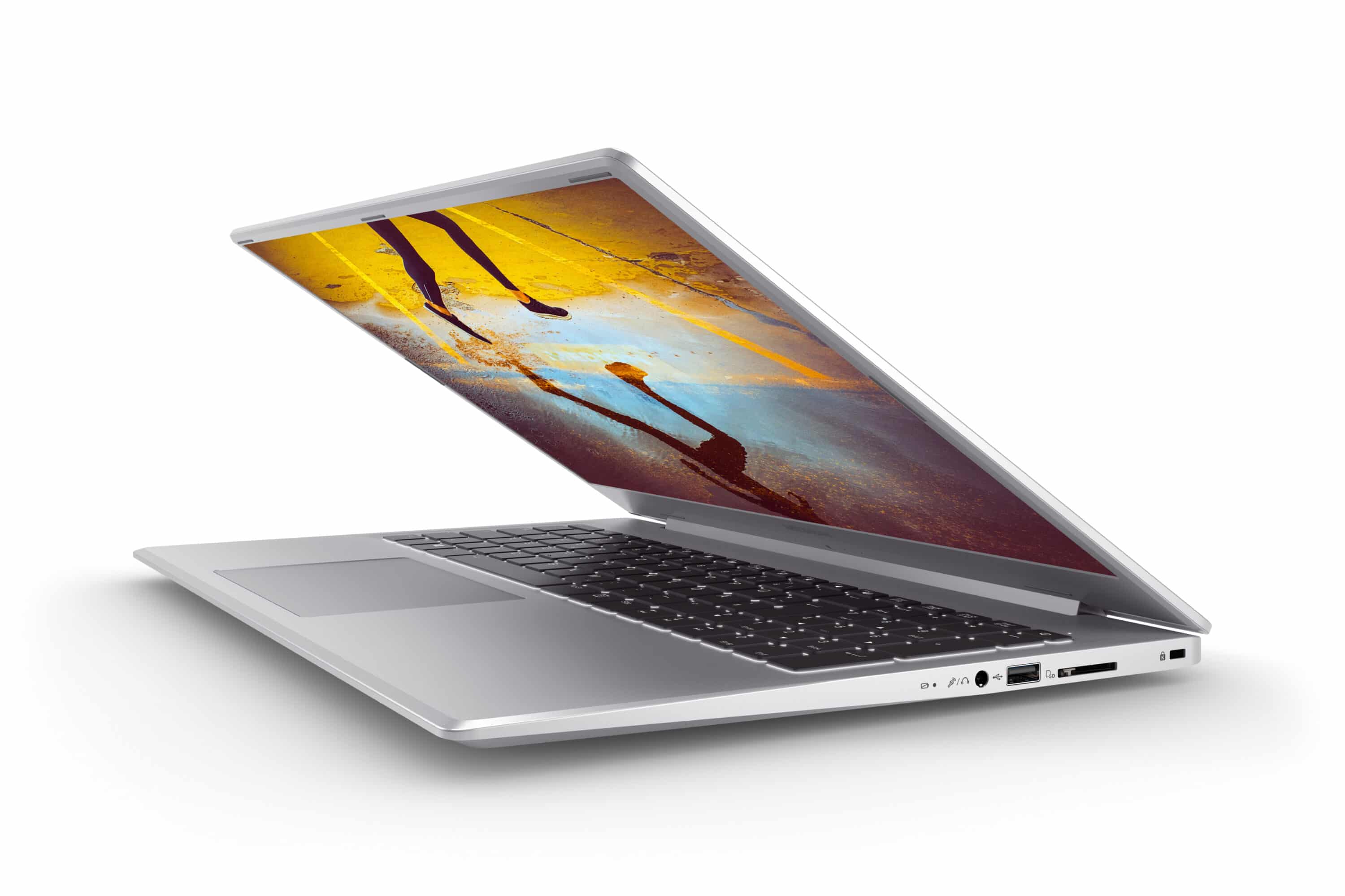 Two new notebooks and a desktop PC from Medion