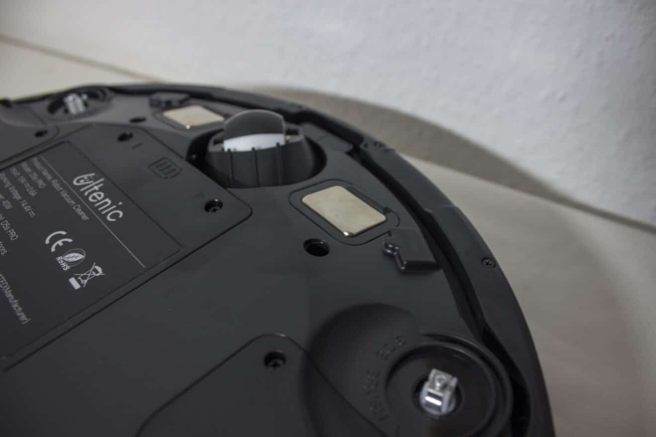 Ultenic D5s Pro robot vacuum cleaner in test