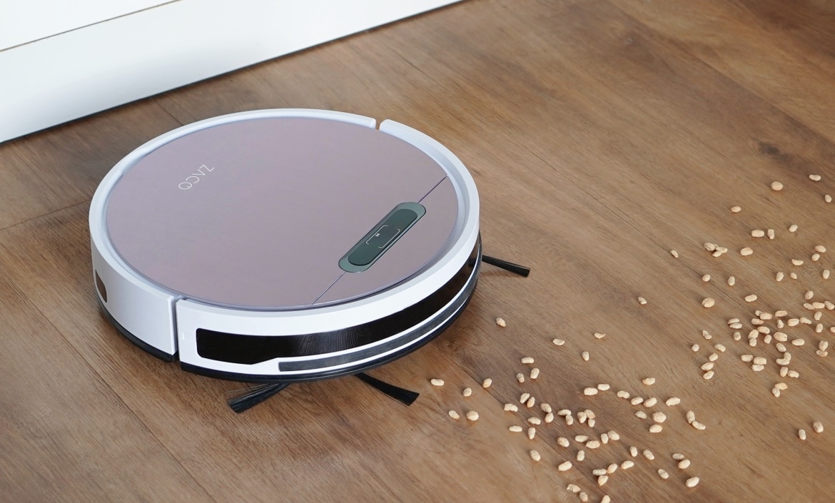 ZACO V6 vacuuming and mopping robot says war on pet hair
