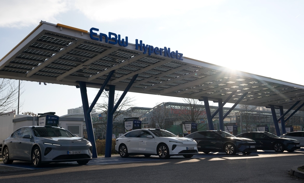 Nio cooperates with EnBW 20 charging parks with battery exchange station