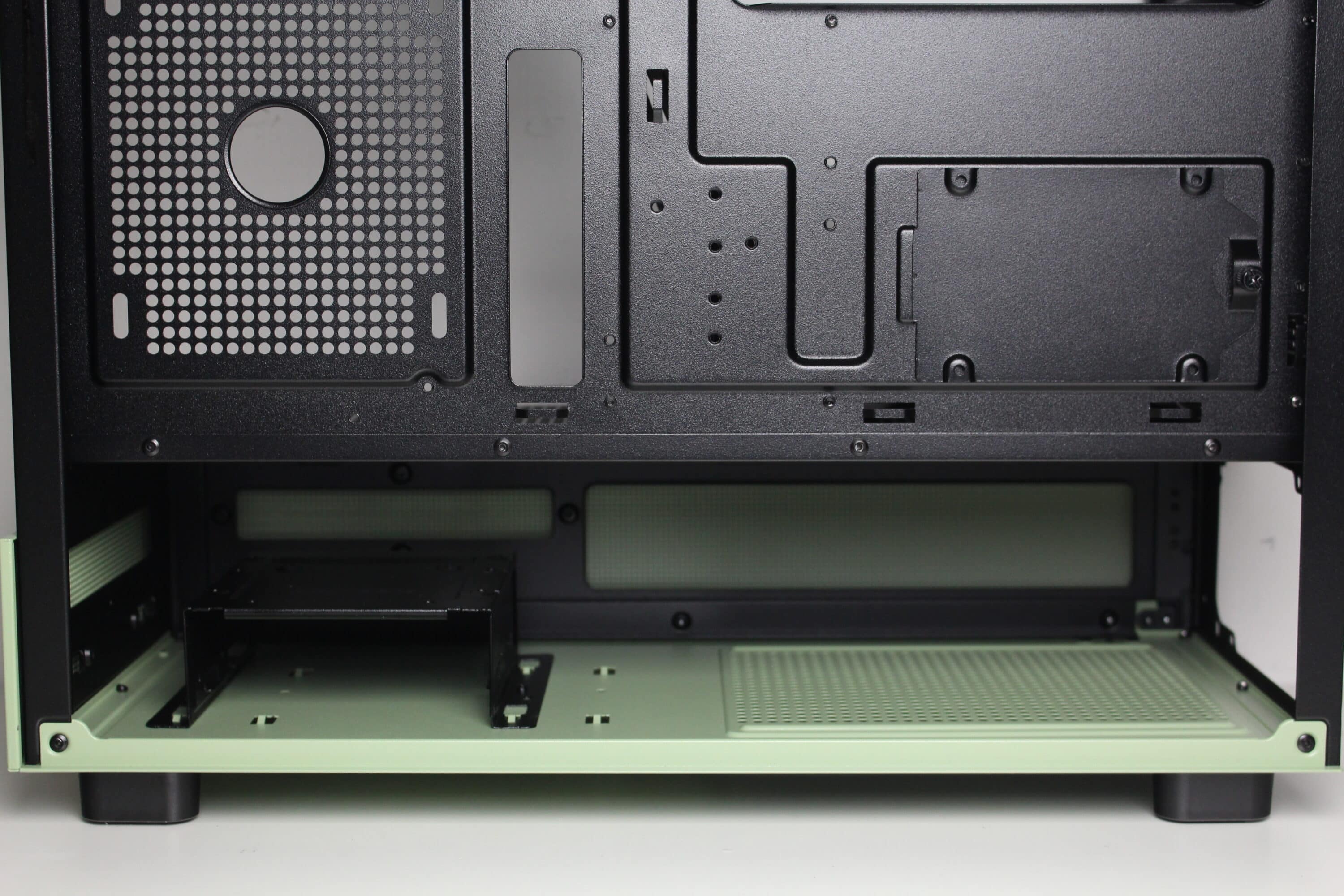 Thermaltake View 270 TG ARGB test - Midi tower provides deep insights