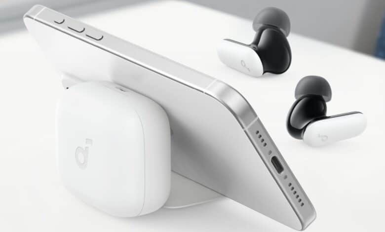 soundcore P30i: The new ANC headphones come with a practical case